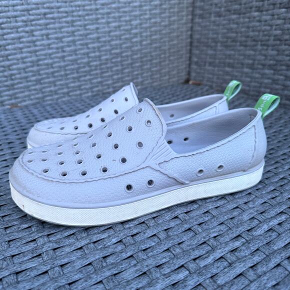 Sanukl Lil Walker Shoes Loafers Slip On Comfort Waterproof White‎ Kids Size 4 - Picture 1 of 7